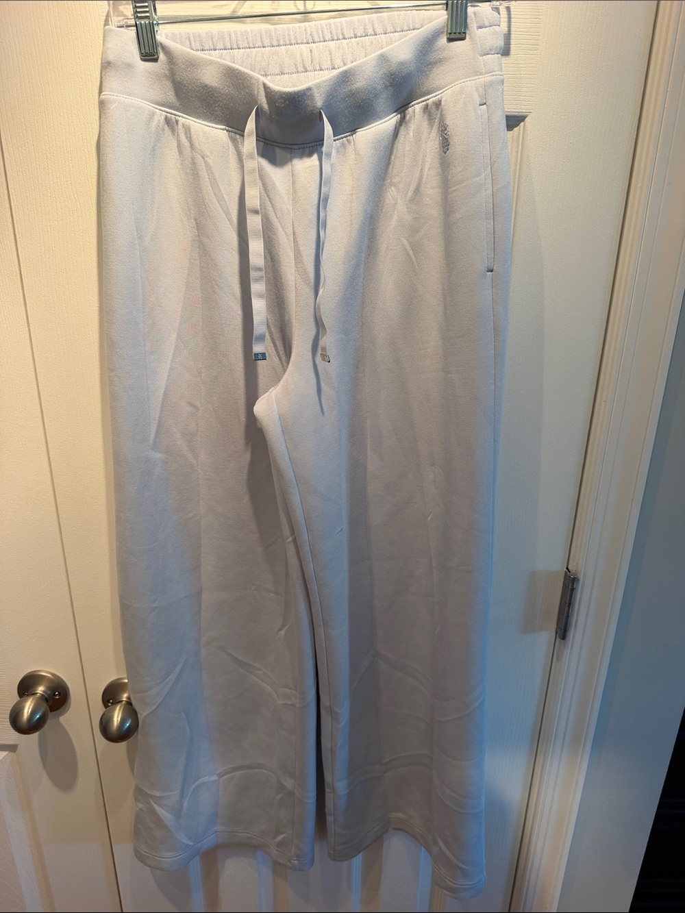 Tommy Bahama Wide-Leg Drawstring Pants in Light Gray